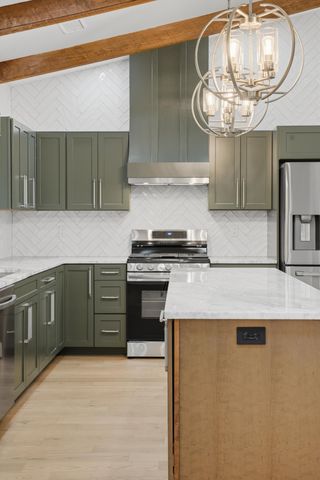 6384 Sc 162, Hollywood, SC 29449
