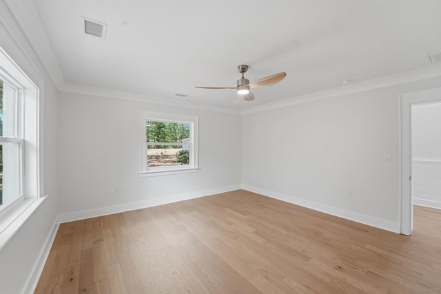 6384 Sc 162, Hollywood, SC 29449