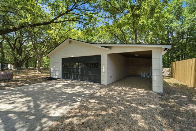 6384 Sc 162, Hollywood, SC 29449