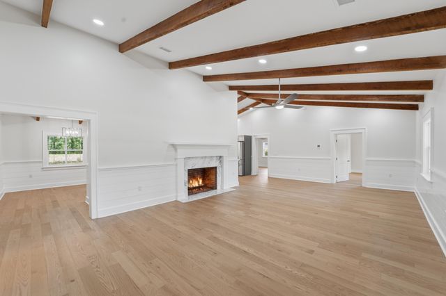 6384 Sc 162, Hollywood, SC 29449