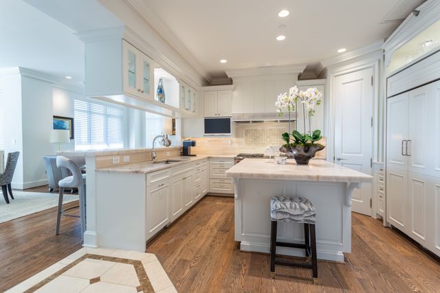 2525 N PEARL Street 1005, Dallas, TX 75201