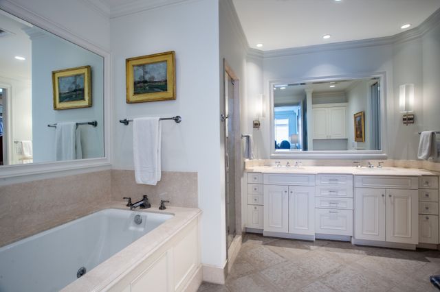 2525 N PEARL Street 1005, Dallas, TX 75201