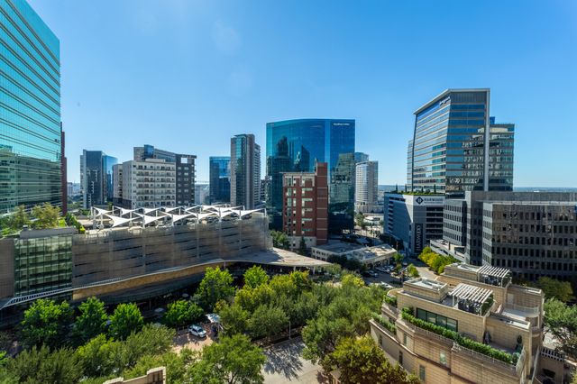 2525 N PEARL Street 1005, Dallas, TX 75201