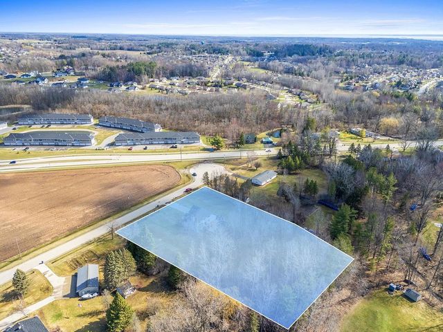 3757 WOODLAND ROAD, Green Bay, WI 54313