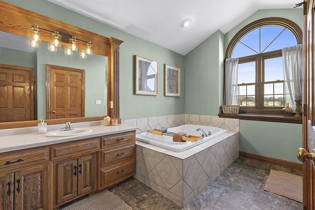3757 WOODLAND ROAD, Green Bay, WI 54313