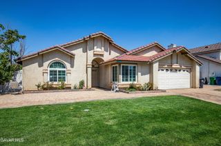 5767 E Avenue R11, Palmdale, CA 93552