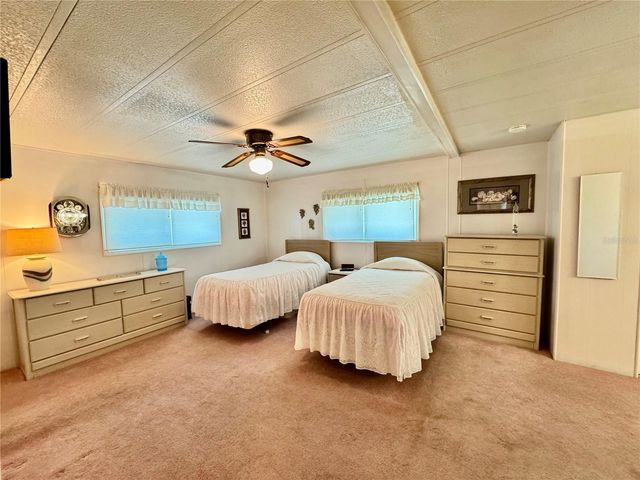 5511 DENMARK DRIVE, Bradenton, FL 34207