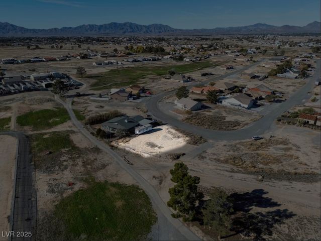 401 Happy Canyon Road, Pahrump, NV 89048