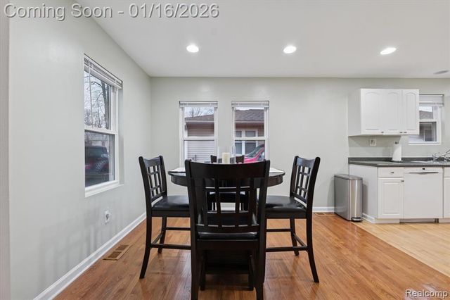 537 Andresen Court, Hazel Park, MI 48030