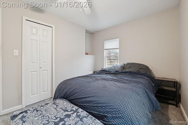 537 Andresen Court, Hazel Park, MI 48030