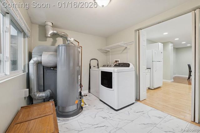 537 Andresen Court, Hazel Park, MI 48030