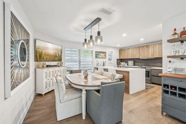 660 Forsyth Street 7, Boca Raton, FL 33487