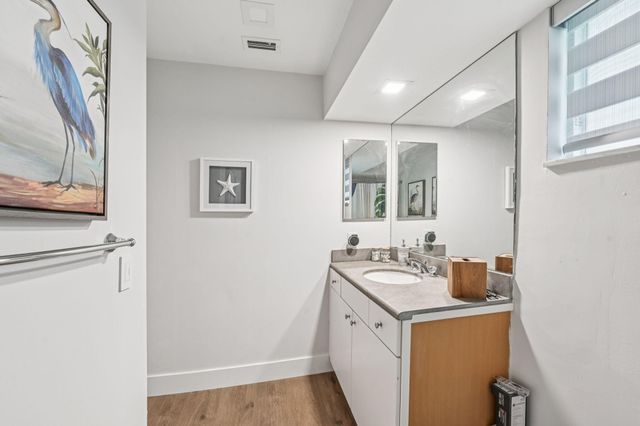 660 Forsyth Street 7, Boca Raton, FL 33487