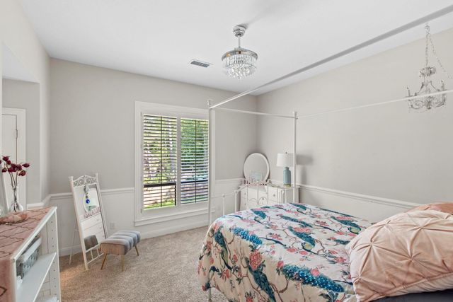 95 N Windsail Place N, The Woodlands, TX 77381