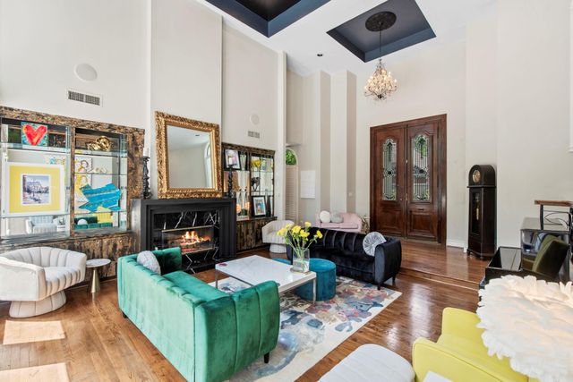 95 N Windsail Place N, The Woodlands, TX 77381