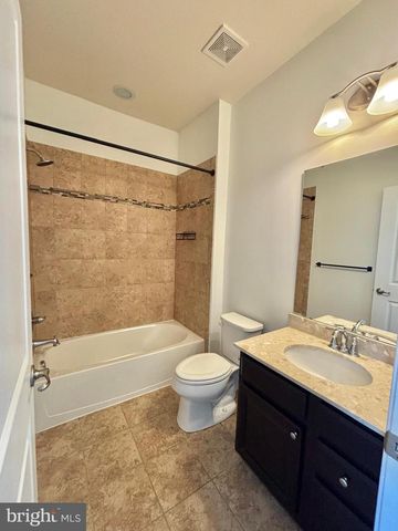 225 QUARRY POINT RD, Malvern, PA 19355