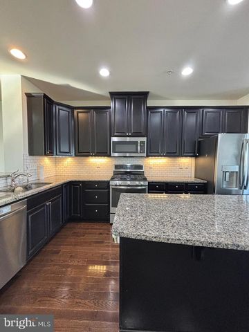 225 QUARRY POINT RD, Malvern, PA 19355