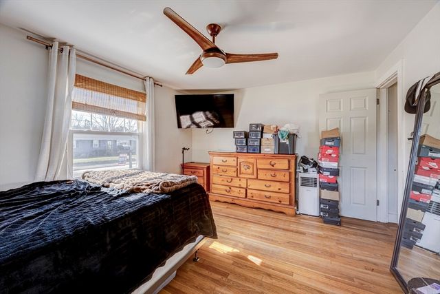 707 Hathaway Rd, New Bedford, MA 02740