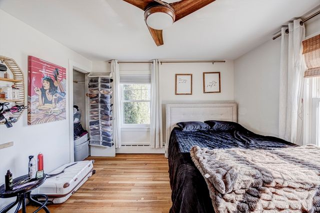 707 Hathaway Rd, New Bedford, MA 02740