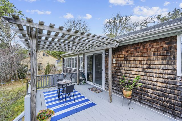 535 School House Road, Eastham, MA 02642