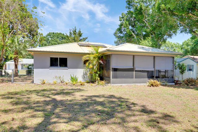 7401 Winter Garden Parkway, Fort Pierce, FL 34951