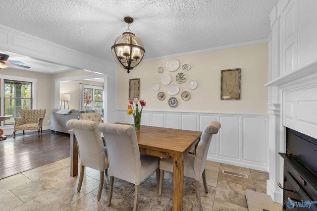 1209 Griffin Road NW, Hartselle, AL 35640