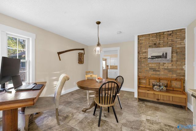 1209 Griffin Road NW, Hartselle, AL 35640