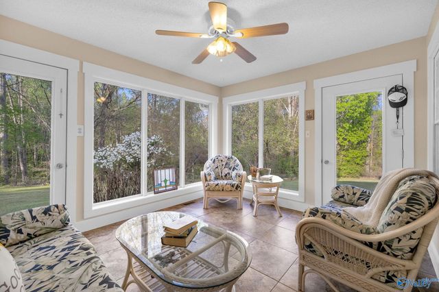 1209 Griffin Road NW, Hartselle, AL 35640