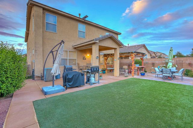 2925 Violeta Circle SE, Rio Rancho, NM 87124