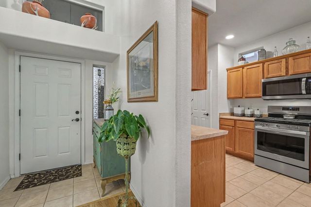 2925 Violeta Circle SE, Rio Rancho, NM 87124