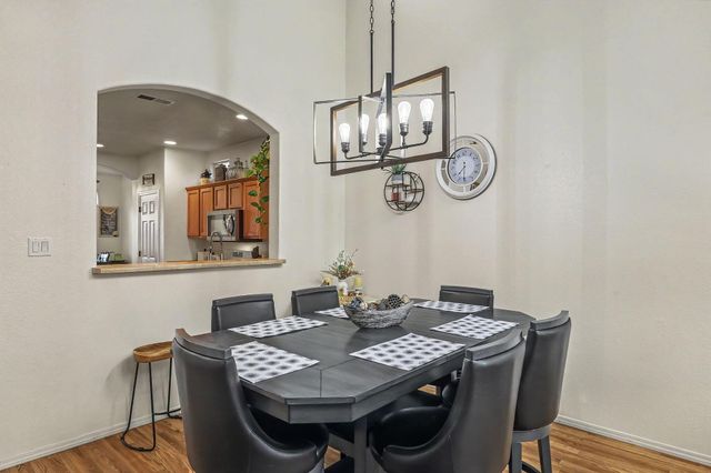 2925 Violeta Circle SE, Rio Rancho, NM 87124