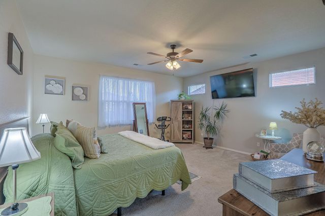 2925 Violeta Circle SE, Rio Rancho, NM 87124