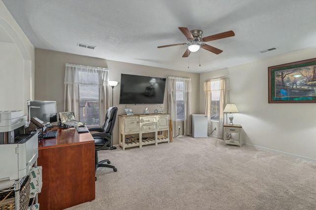 2925 Violeta Circle SE, Rio Rancho, NM 87124