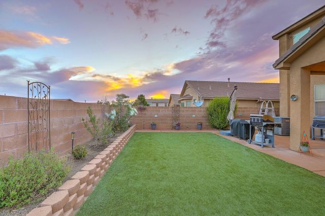 2925 Violeta Circle SE, Rio Rancho, NM 87124