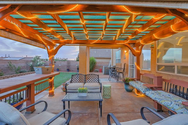 2925 Violeta Circle SE, Rio Rancho, NM 87124