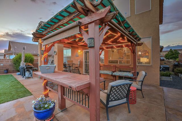 2925 Violeta Circle SE, Rio Rancho, NM 87124