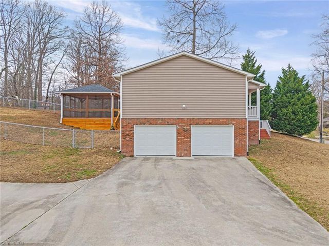 193 Laura Street, Winston-salem, NC 27107