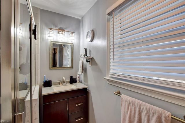 26 Meadow Creek DR, Newport News, VA 23608