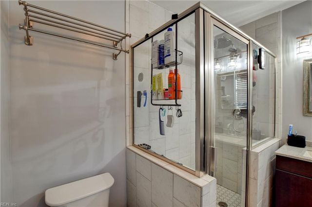 26 Meadow Creek DR, Newport News, VA 23608