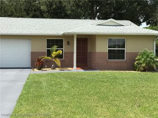 218 Mimosa Court, Sebring, FL 33876