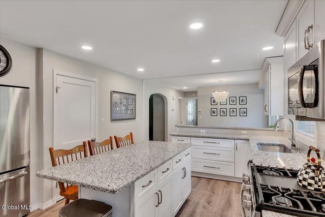 3025 Evelyn Drive, Guilderland, NY 12303