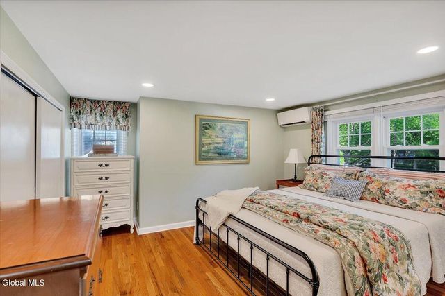 3025 Evelyn Drive, Guilderland, NY 12303