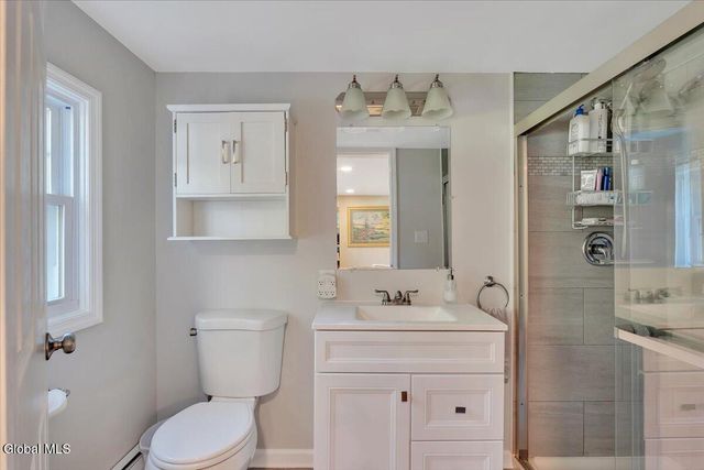 3025 Evelyn Drive, Guilderland, NY 12303