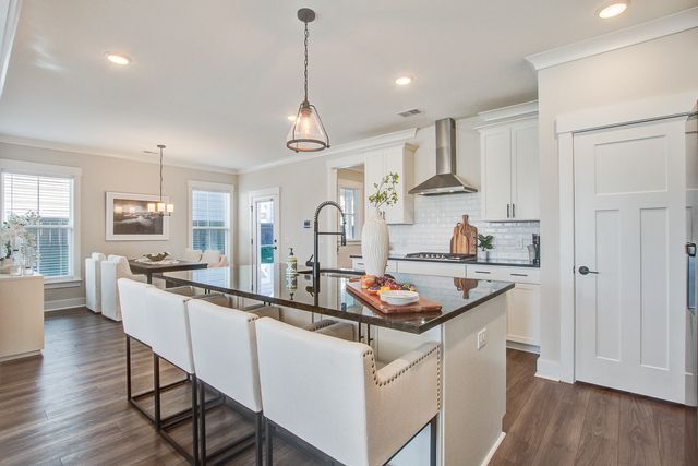 106 Helena Park Drive, Summerville, SC 29486