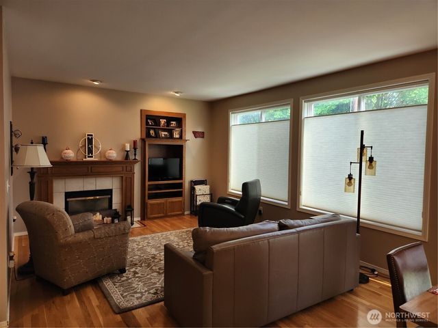 7002 83rd Street Ct E, Puyallup, WA 98371