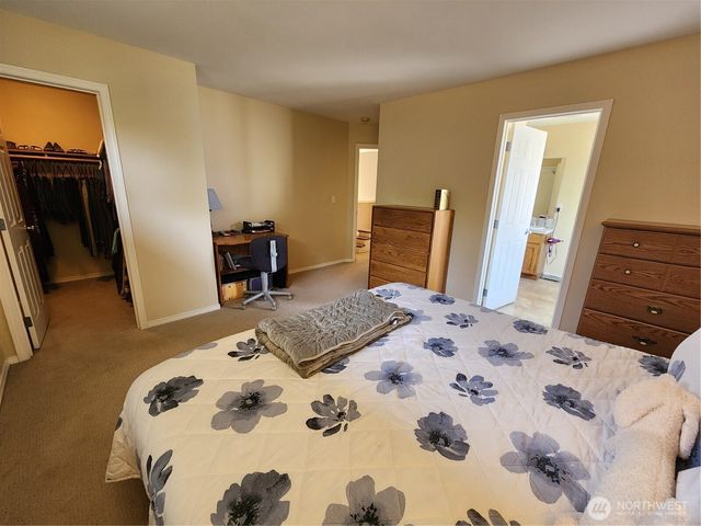 7002 83rd Street Ct E, Puyallup, WA 98371