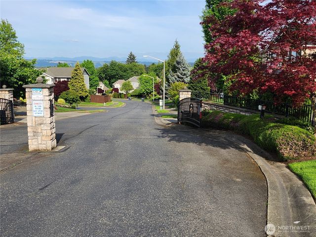 7002 83rd Street Ct E, Puyallup, WA 98371