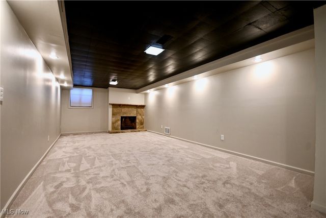 365 Sleepy Hollow Drive, Canfield, OH 44406