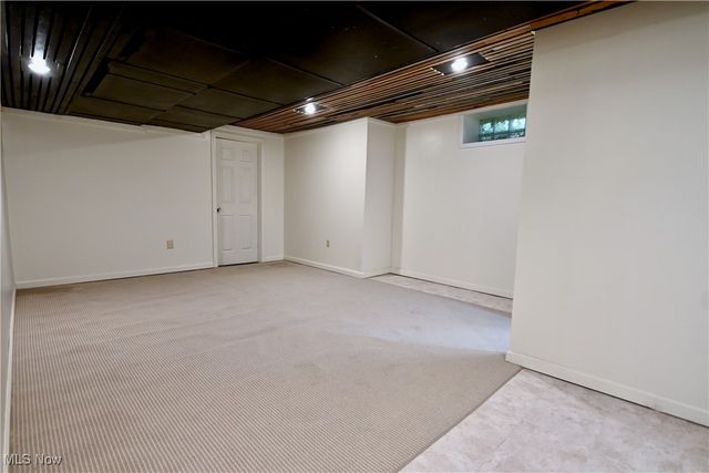 365 Sleepy Hollow Drive, Canfield, OH 44406