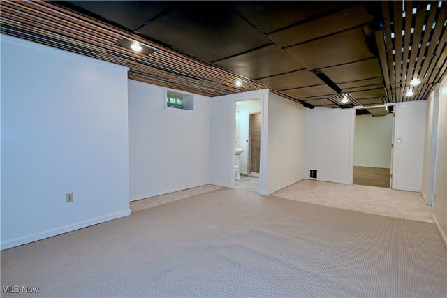 365 Sleepy Hollow Drive, Canfield, OH 44406